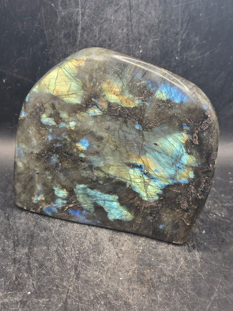 Labradorite free form! 1.15 pounds,4.4 inches wide, 3.7 tall