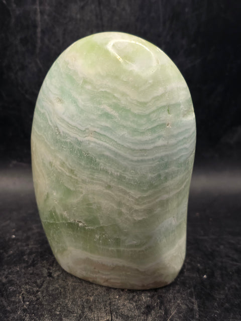 Caribbean calcite free form! 1.1 pounds, 3.7 inches tall, 2.8" wide