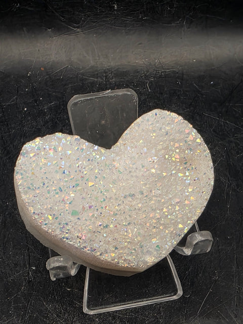 White pearl aura quartz heart! 2.7 ounces, 2.2 inches wide, 1.7" wide