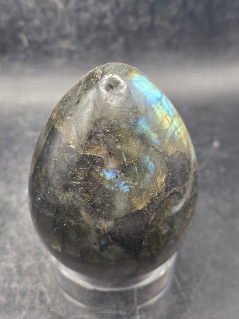 Labradorite egg! 11.2 ounces, 2.9 inches tall, 2.1" wide