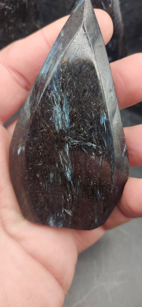 Astrophyllite firework tear tower! 3.5 to 4 inches!!