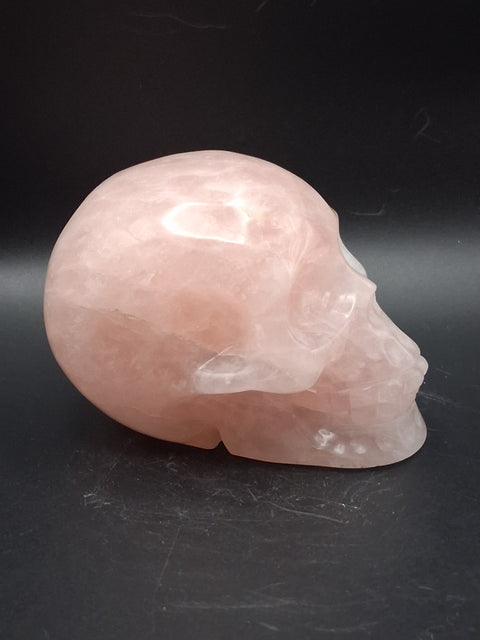 Large rose quartz skull! 1.5 pounds, 3.7 inches long, 2.7" tall