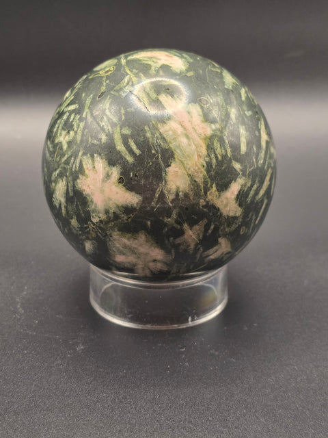 Porphyry sphere! 71.2mm, 2.8 inches, 1.3 pounds