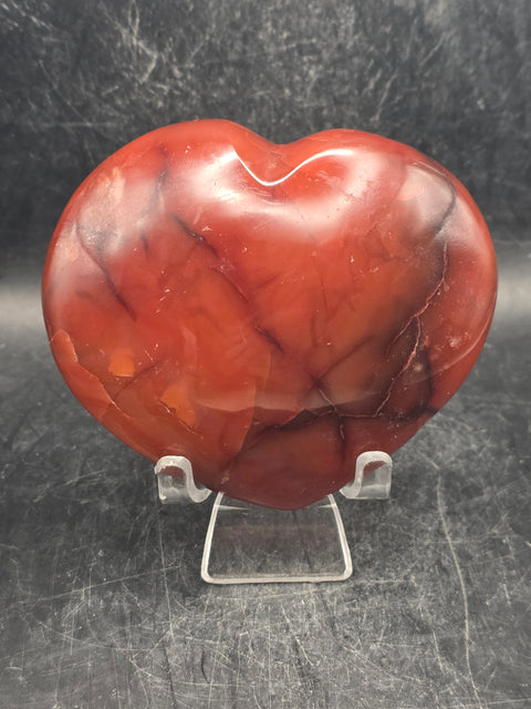 Carnelian agate heart! 10 ounces, 3.4 inches wide, 2.9 inches tall