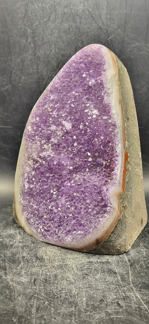 Amethyst cut base free form! 1.13 pounds, 4.7 inches tall, 3.4 wide