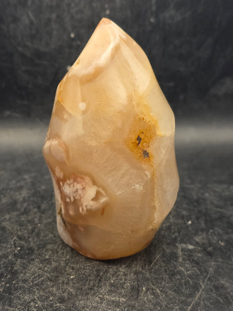 Flower agate flame tower! 9.8 ounces, 3.4 inches tall, 1.9" wide