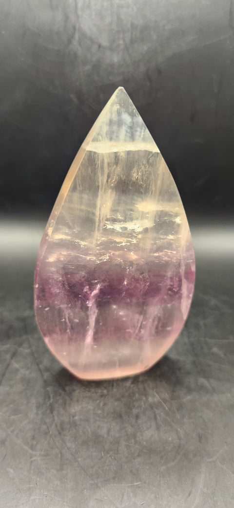 Florite tear tower! 4.3 inches tall, 2.3 wide, 8.3 ounces