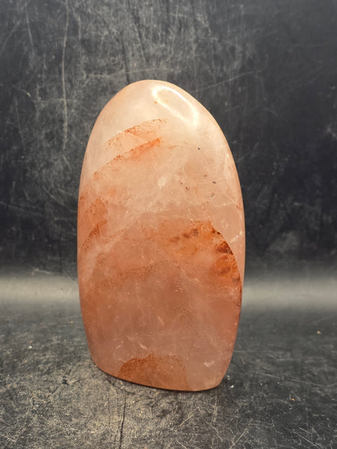 Red hematoid fire quartz free form! 1.1 pounds, 4.3 inches tall!