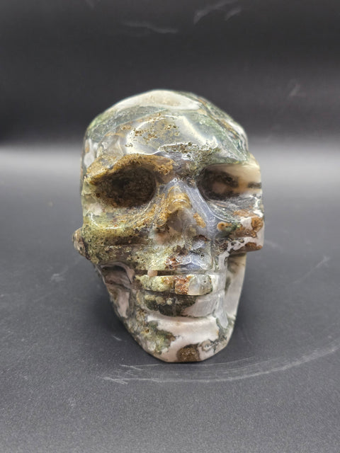 Druzy moss agate skull! 1.10 pounds, 3.9 inches long, 3.1" tall