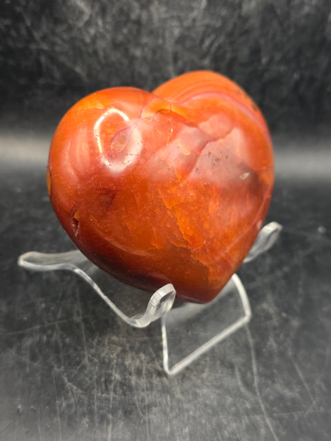Carnelian agate heart! 12.2 ounces, 3.4 inches wide, 2.9" tall