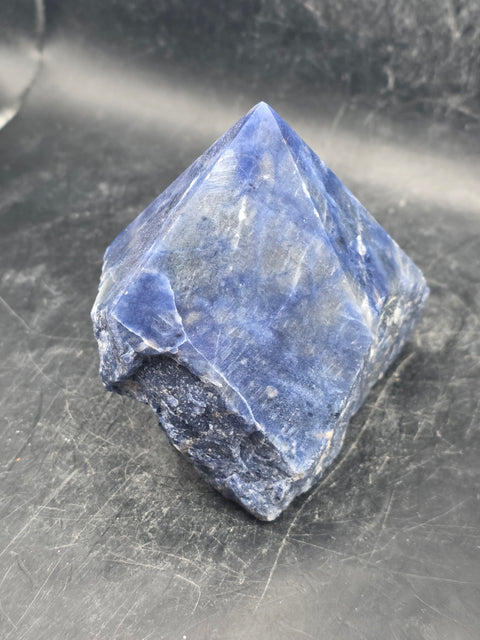 Sodalite polished top point! 12.2 ounces, 3.2 inches tall, 3" wide