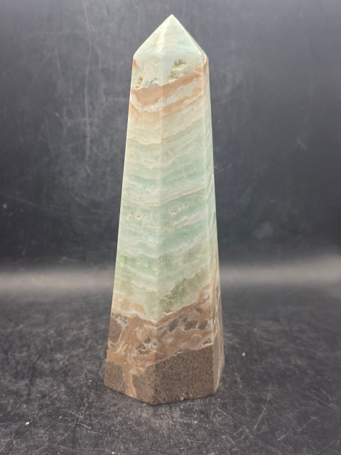 Caribbean calcite tower! 15.4 ounces, 5.7 inches tall!