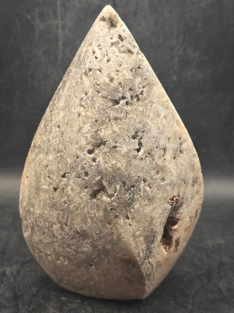 Pink amethyst flame tower! 1.2 pounds, 4.4 inches tall, 2.6" wide