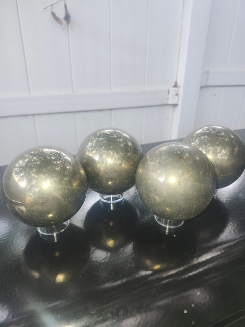 Pyrite sphere! 2.9 pounds, 77mm, 3.05 inches