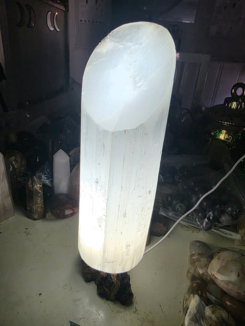 Selenite arched tower lamp! 8 pounds, 1 foot tall, comes with led light