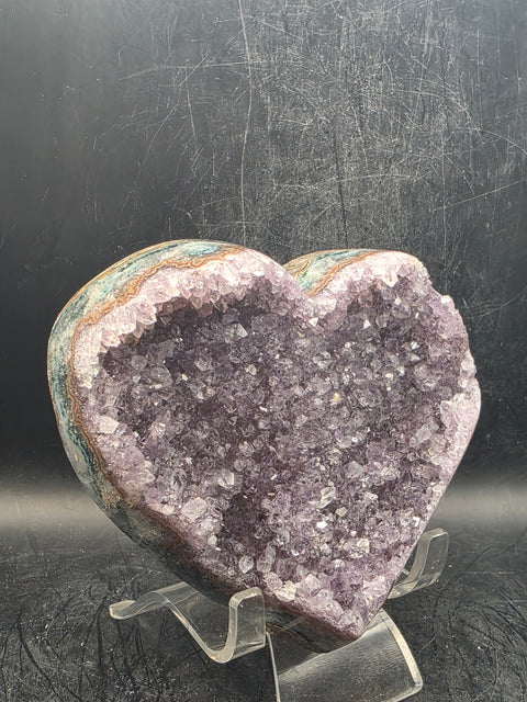 Druzy Amethyst heart! 1.3 pounds, 4 inches wide!