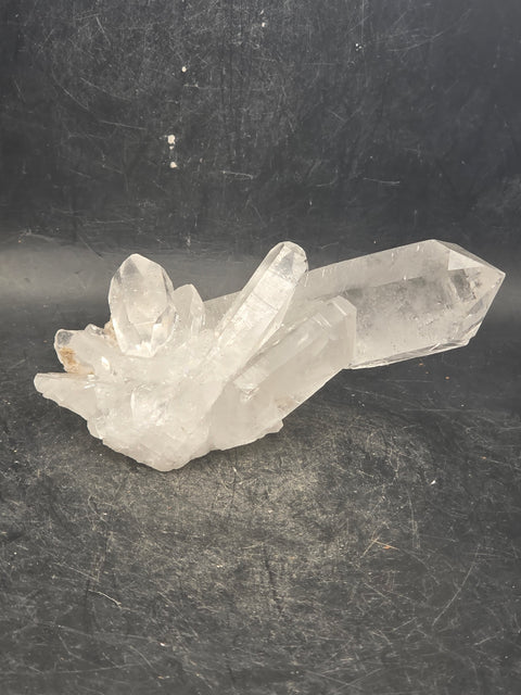 Clear quartz cluster! 5 ounces, 3.8 inches by 2.5 inches!