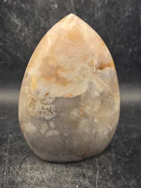 Flower agate free form! 13.7 ounces, 3.6 inches tall, 2.7" wide