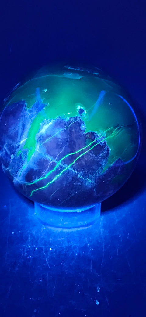 Volcanic agate sphere! 90.1mm, 3.5 inches, 2.3 pounds