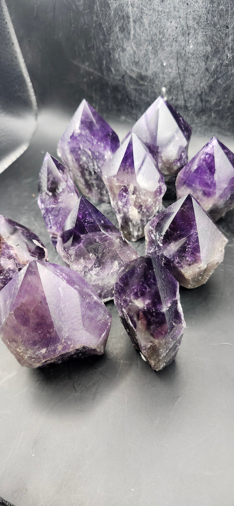 Dark amethyst polished top point! 3.8 ounces!
