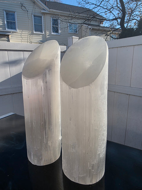 Selenite arched tower lamp! 8 pounds, 1 foot tall, comes with led light