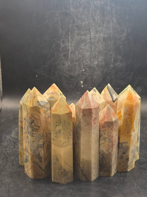 Crazy lace agate tower! 2.8 too 3.6 inches tall!