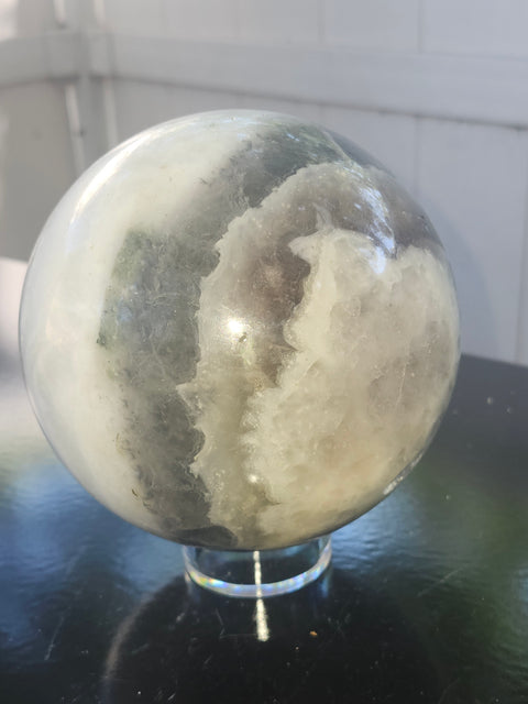Massive druzy agate sphere! 114mm, 4.5 inches, 5 pounds