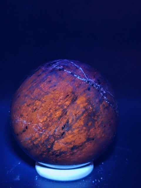 Sodalite sphere! Uv reactive, 78.9mm, 3.1 inches, 1.7 pounds