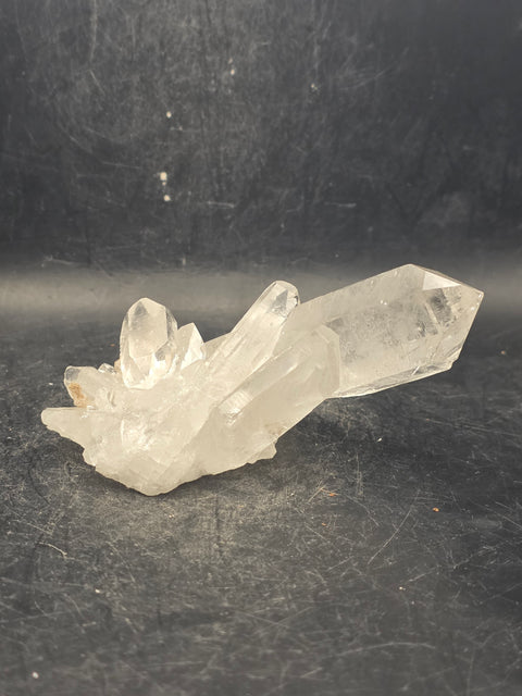 Clear quartz cluster! 5 ounces, 3.8 inches by 2.5 inches!