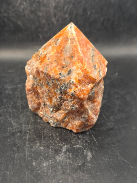Sunstone polished top point! 14.8 ounces, 3.1 inches tall, 2.5" wide