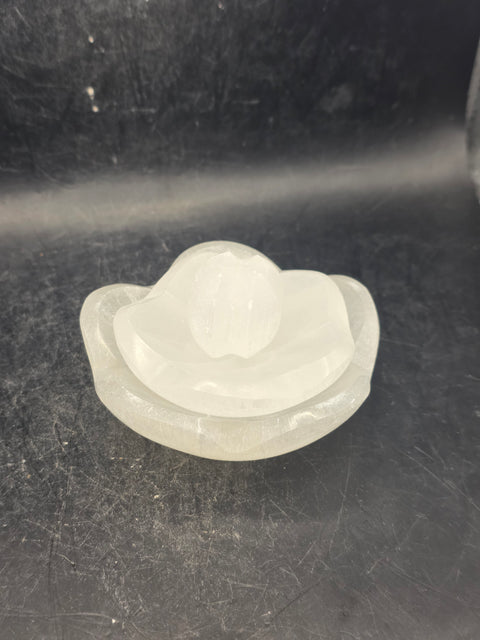 3 piece lotus flower bowl set! 6.5 ounces, 2.8 inches wide!