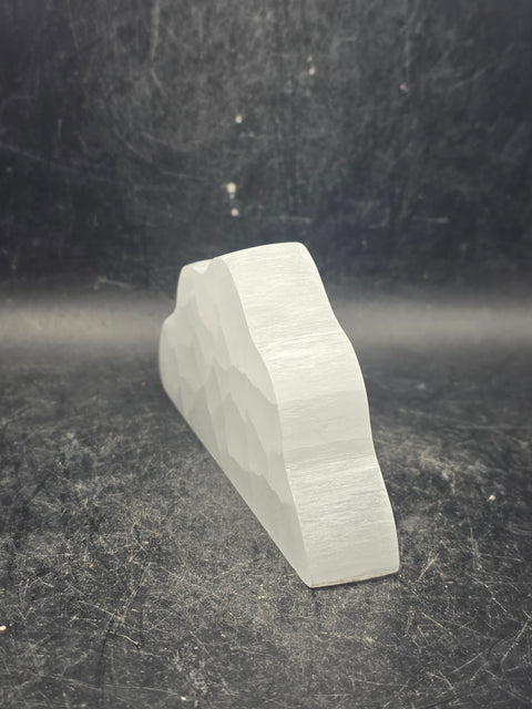 Selenite cloud carving! 4 inches wide, 1.8 inches tall!