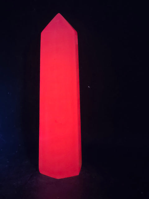 Pink mangano calcite tower! Uv reactive, 5.7 inches tall, 12.8 ounces