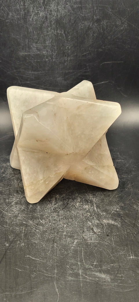 Quartz mercaba! 12.3 ounces, 2.2 inches wide, 3.7 inches point to point