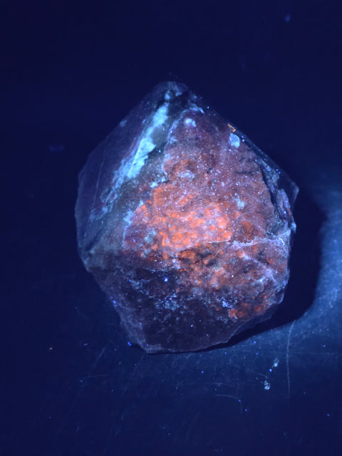 Sodalite polished top point! 9 ounces, 2.7 inches tall, 2.4" wide
