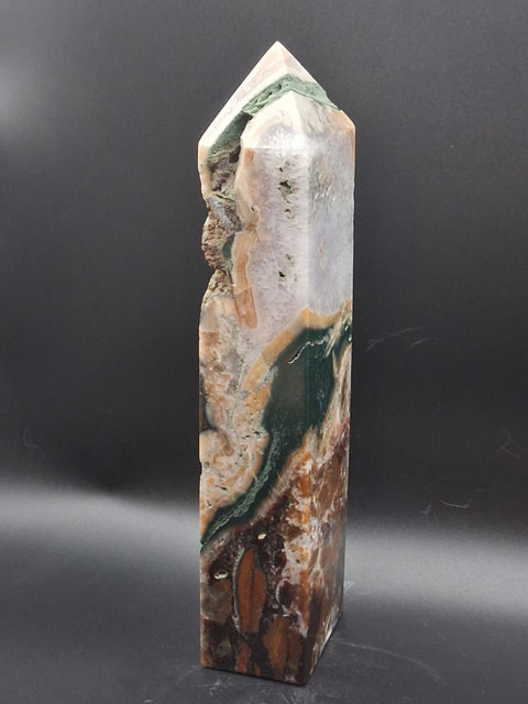 Large tree agate tower! 2 pounds, 8.5 inches!