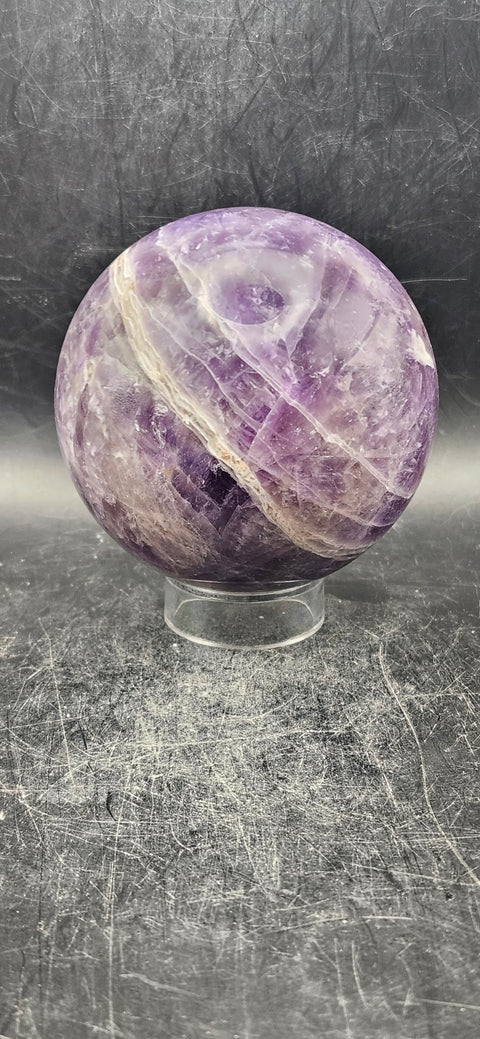 Dream amethyst sphere! 1.1 pounds,71.5mm, 2.8 inches!