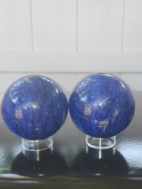 11 ounce blueberry melt quartz sphere 65.7 mm 2.57 inches